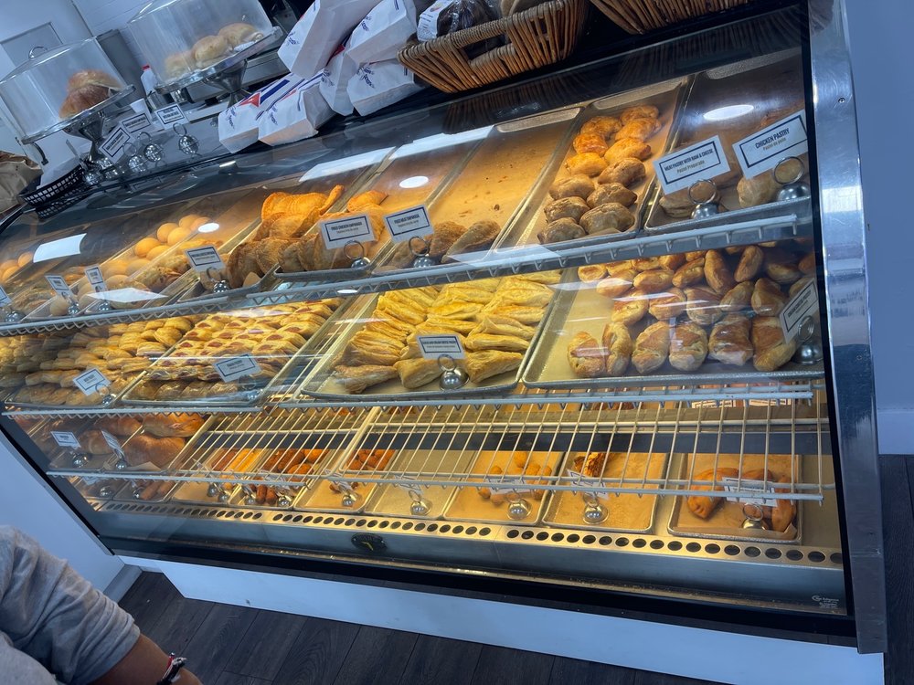 Vecky Bakery