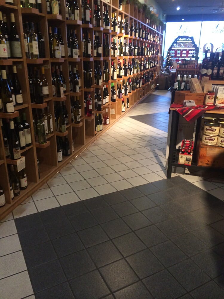 Unwined Gourmet Wine and Cigars