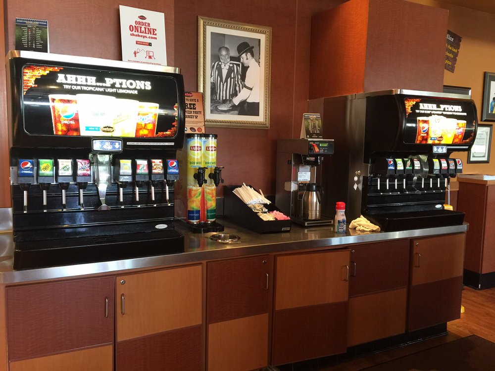 Shakey’s Pizza Parlor 30 Photos & 77 Reviews Pizza 26479 Ynez Rd