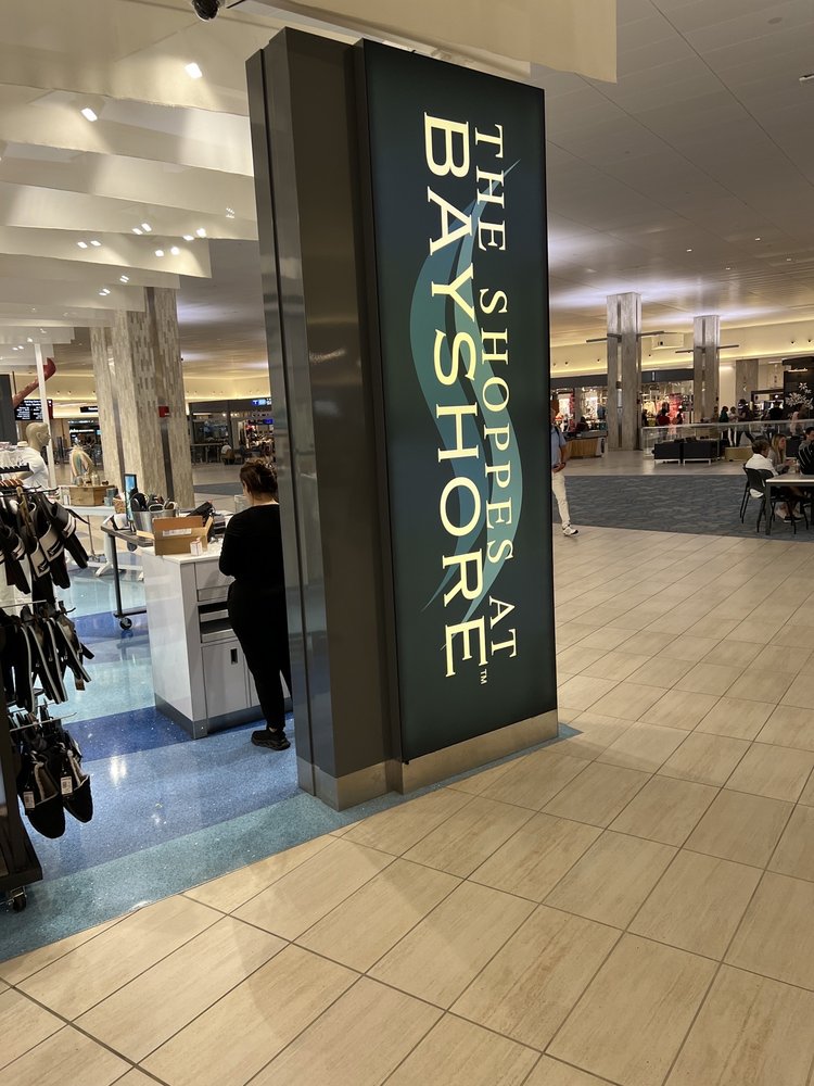 The Shoppes At Bayshore