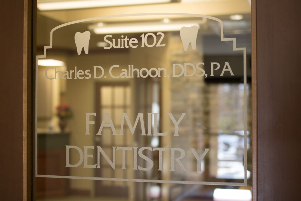 image of business Charles D Calhoon, DDS