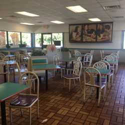 Burger King Fast Food 21650 Great Mills Rd Lexington Park Md Photo Of Burger King Lexington Park Md United States Dining Area