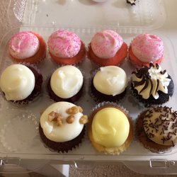 custom cakes in huntington