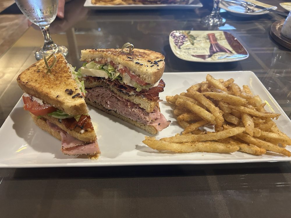 DeLuca’s DeLuca’s