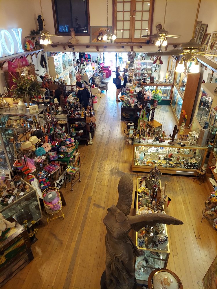 Zola Bell's Vintage Emporium