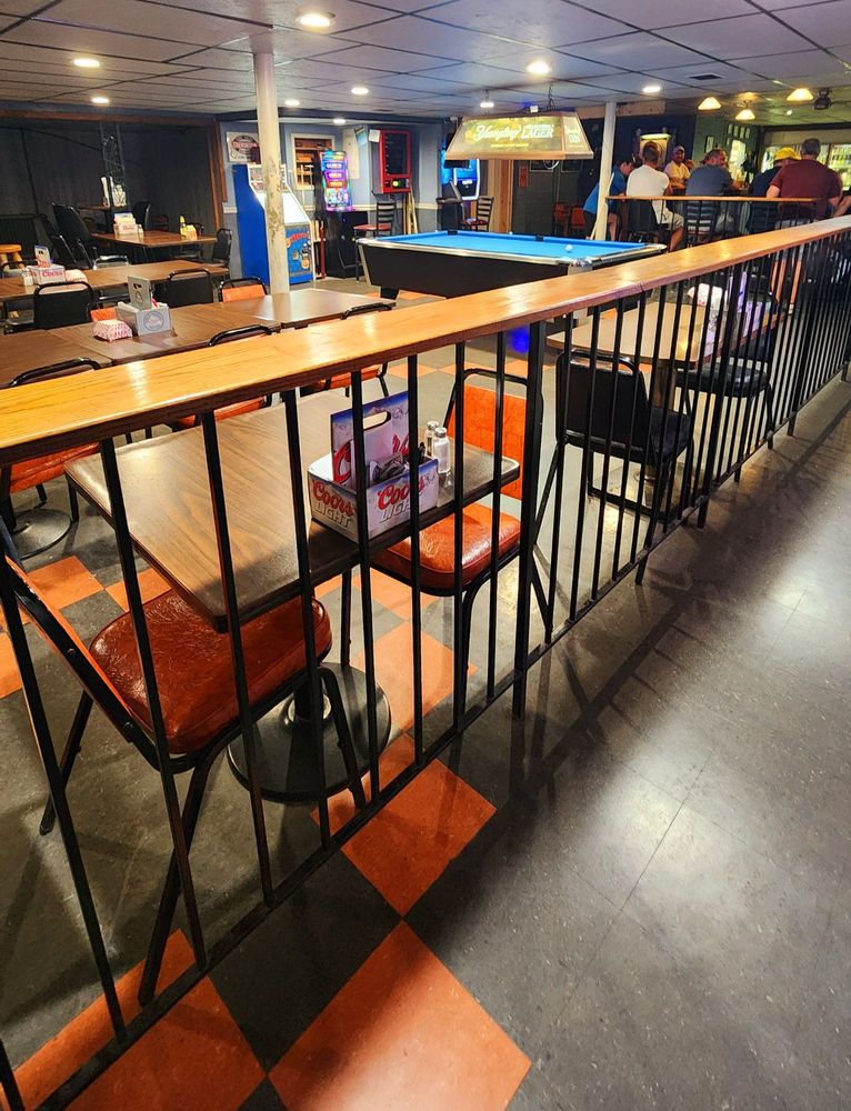 Clayt's Corner Tavern Image