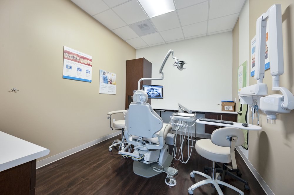 image of business Dentists of Eastgate