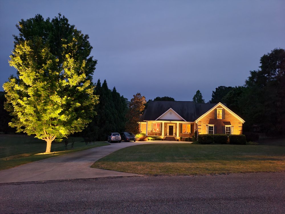 Bright Exteriors Lightscaping