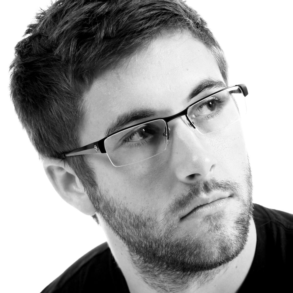 Cutting Edge Photo & Studio