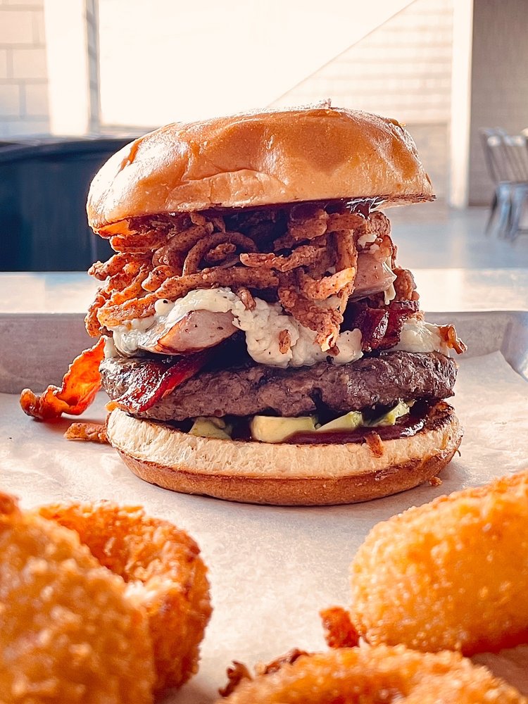 Mesa Burger - Santa Barbara