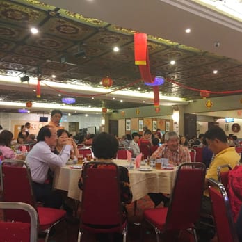 Red Star 62 Photos 16 Reviews Dim Sum 54 Chin Swee Rd Photo Of Red Star Singapore