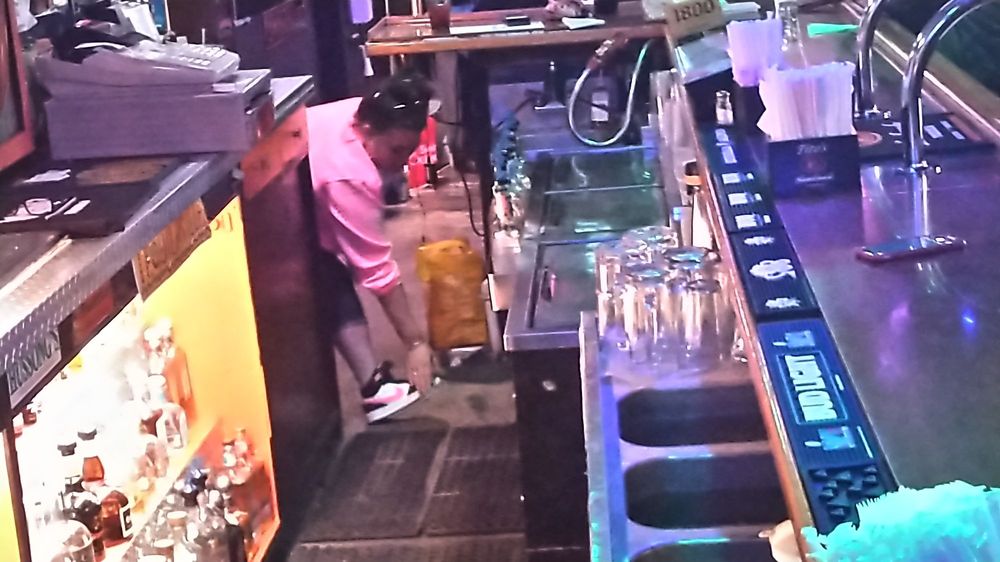 Wonder Bar