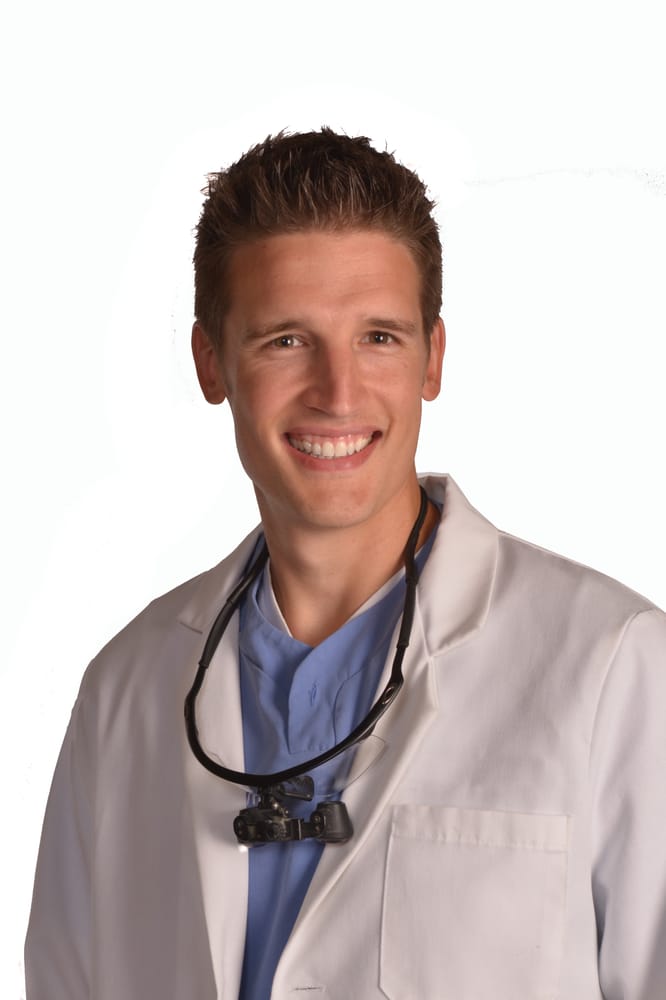 image of business Custom Dental of Akota