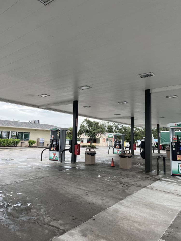 Punta Gorda Chevron Image