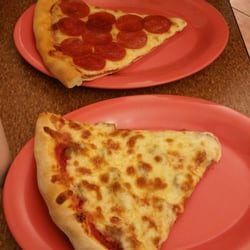 Little Caesars Pizza Elgin Il Last Updated September 2019 Yelp