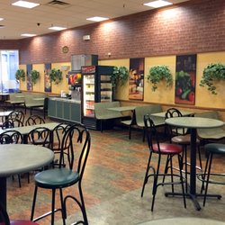Subway Fast Food 2017 W Foxwood Dr Raymore Mo Restaurant Photo Of Subway Raymore Mo United States Ious Dining Area
