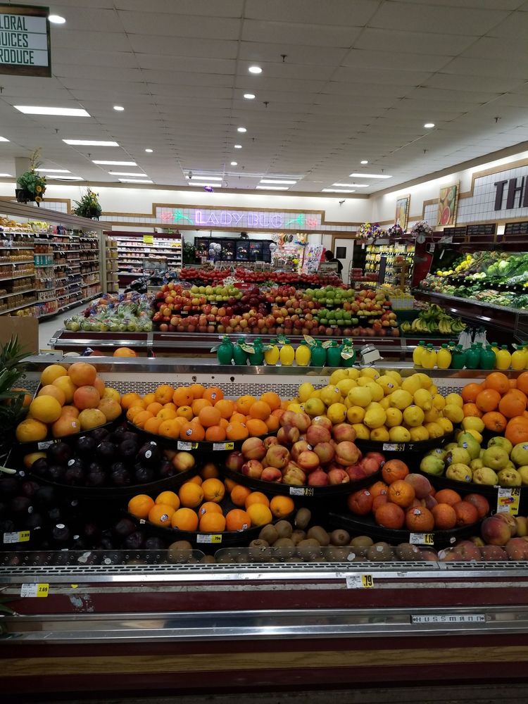 Piggly Wiggly Carolina Grocery 404 N Cedar St, Summerville, SC