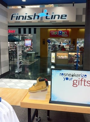 Finish Line Shoe Stores 4465 Poplar Ave, Audubon Oak Finish Line Shoe Stores 4465 Poplar Ave, Audubon Oak
