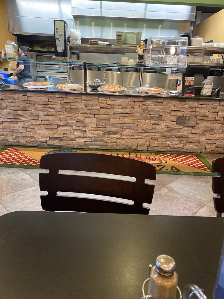 Bellia’s Pizza