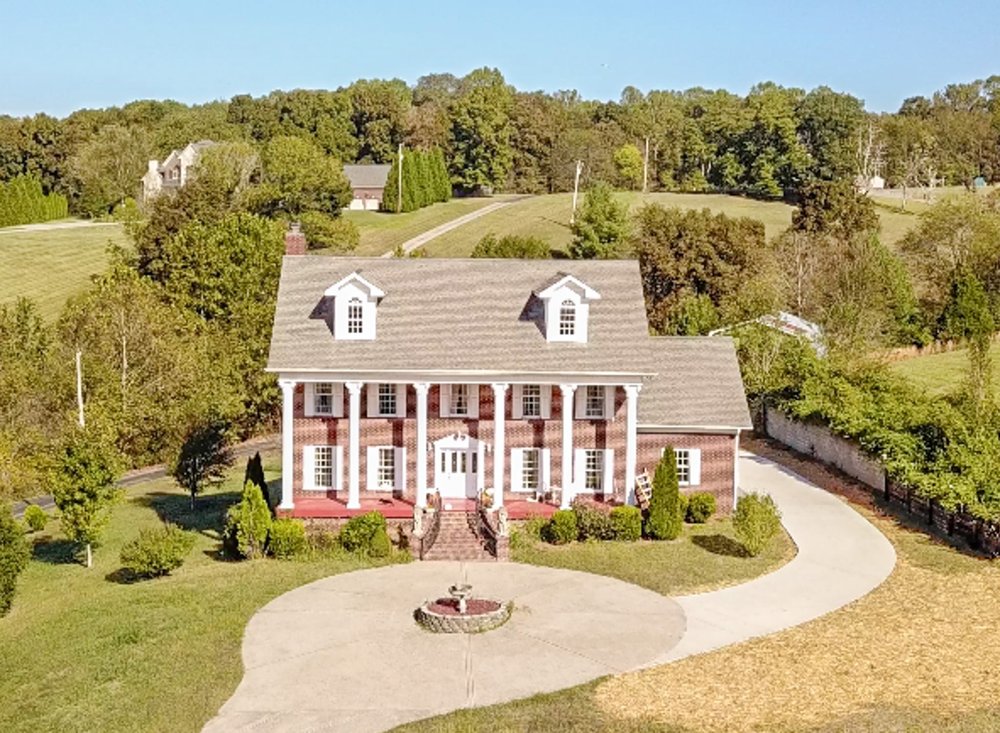 Realtor Robbie Borghi  - Parks Lakeside