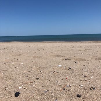 Simmons Island Beach 27 Photos Beaches 5001 Dr Photo Of Simmons Island Beach Kenosha Wi United States A Beautiful Spot