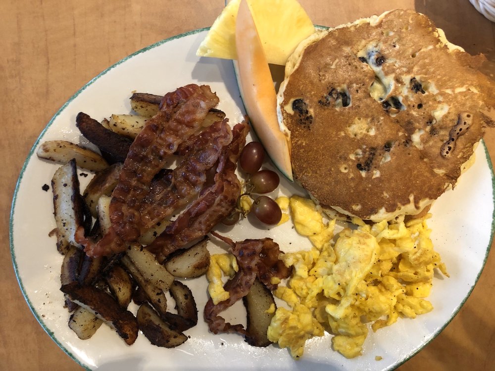 Cora's Breakfast & Lunch