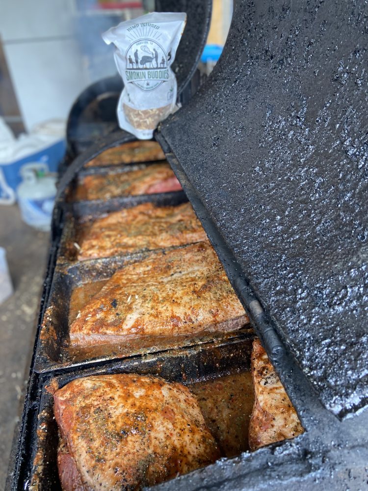 Tommys Zmoke Barbecue