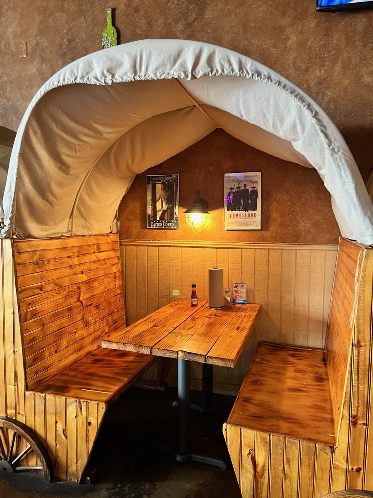 Chuckwagon BBQ & Burgers