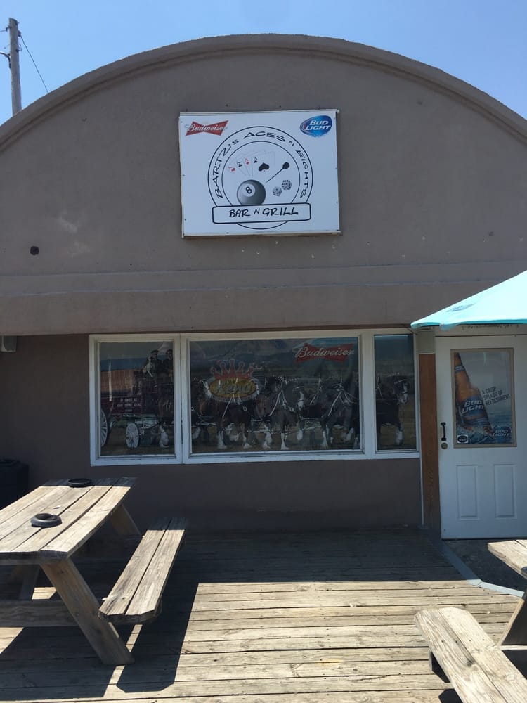 Bartz’s Aces N Eights CLOSED Bars 1100 N Scott Ave, Belton, MO
