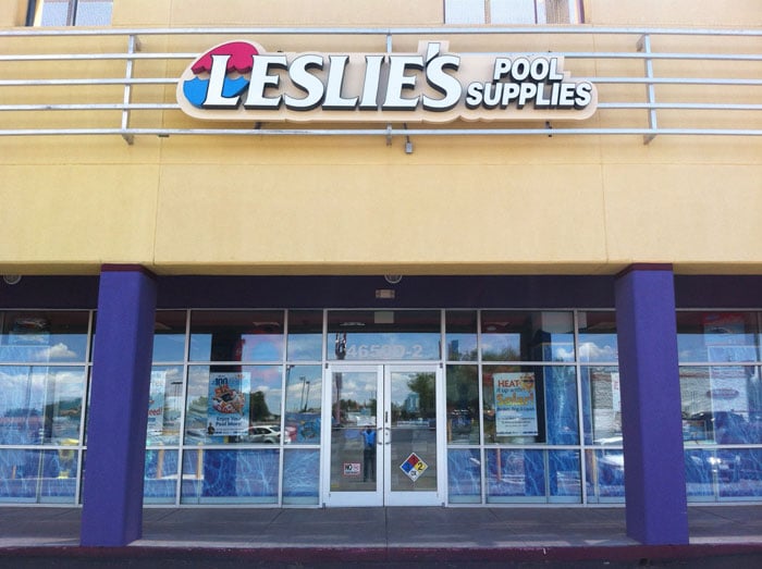 Leslie's