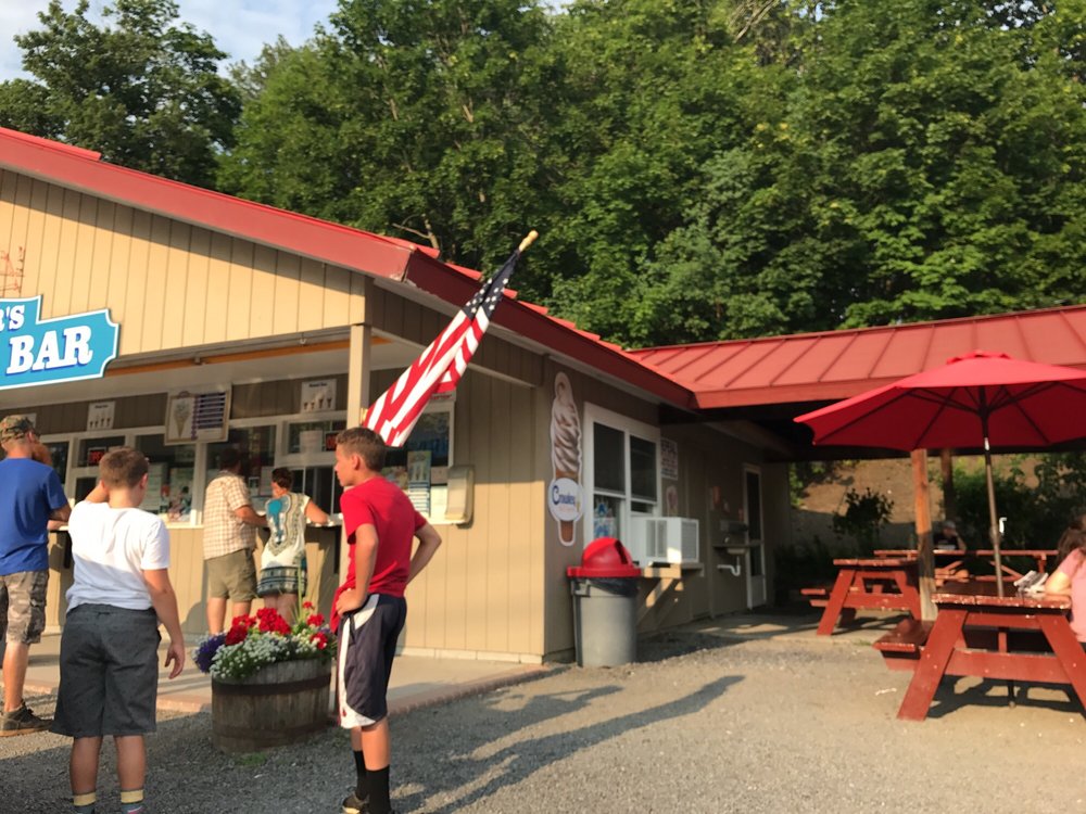 Keeler’s Eskimo Bar Fast Food 14 Route 9H, Claverack, NY