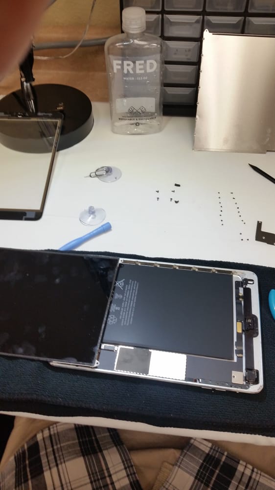 The Broken Phone Shreveport