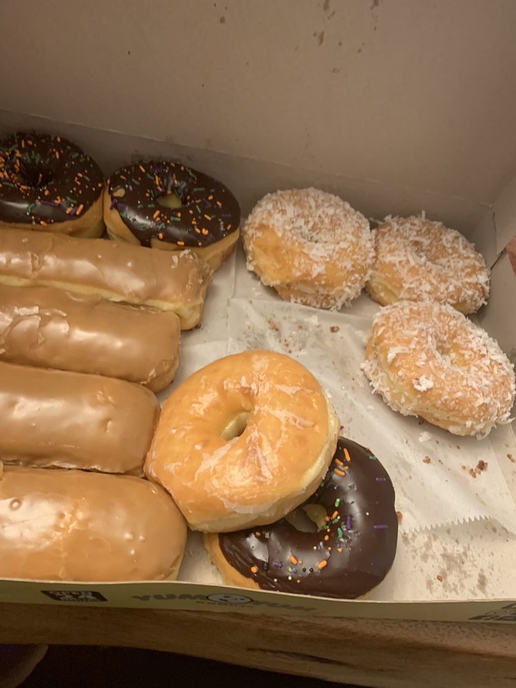 Yum Yum Donuts