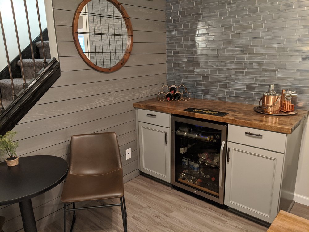 image of business Color Joy Interiors