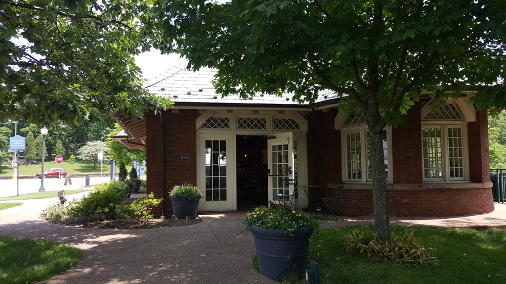 Schenley Park Cafe Coffee & Tea 101 Panther Hollow Rd, Squirrel