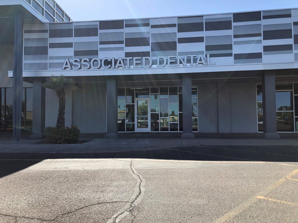 image of business Associated Dental Care - Sun City