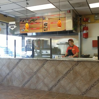 Zara Shawarma Grill 20 Photos 28 Reviews Falafel 304 S Photo Of Zara Shawarma Grill Pontiac Mi United States