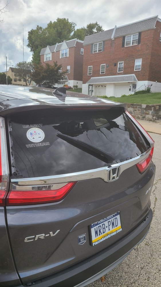 Linus Auto Glass