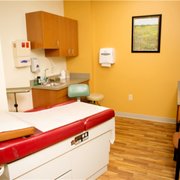 Bryn Mawr Skin &amp; Cancer Institute - Newtown Square - Dermatologists