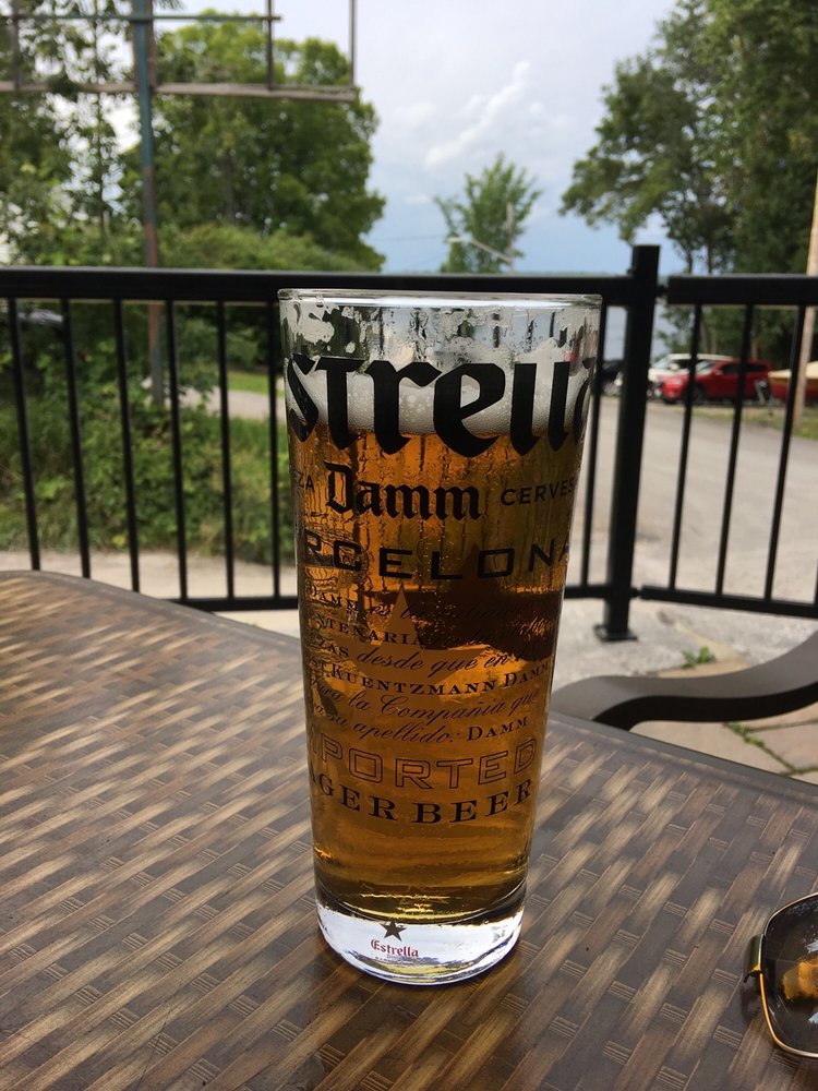 Stoney Lake Market & Grill