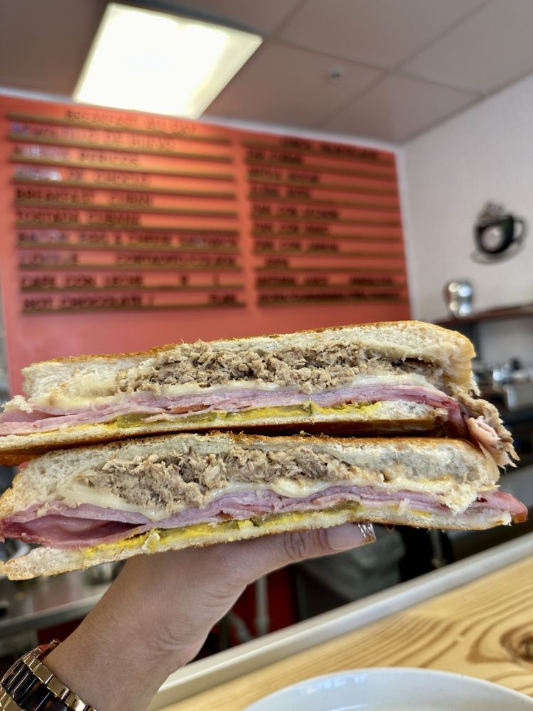 Sandrita’s Latin Eatery
