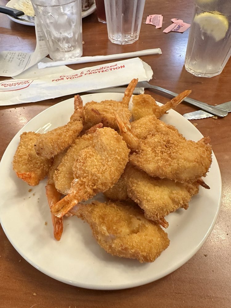 Golden Corral Buffet & Grill