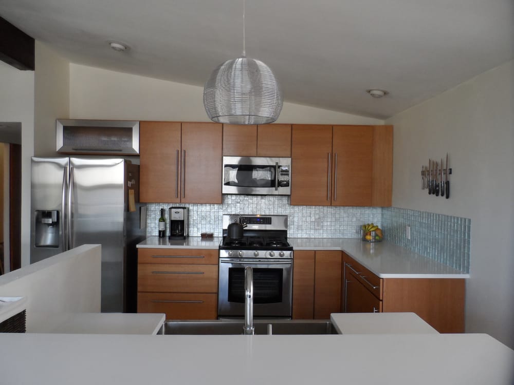 image of business Amena Zamora Designs