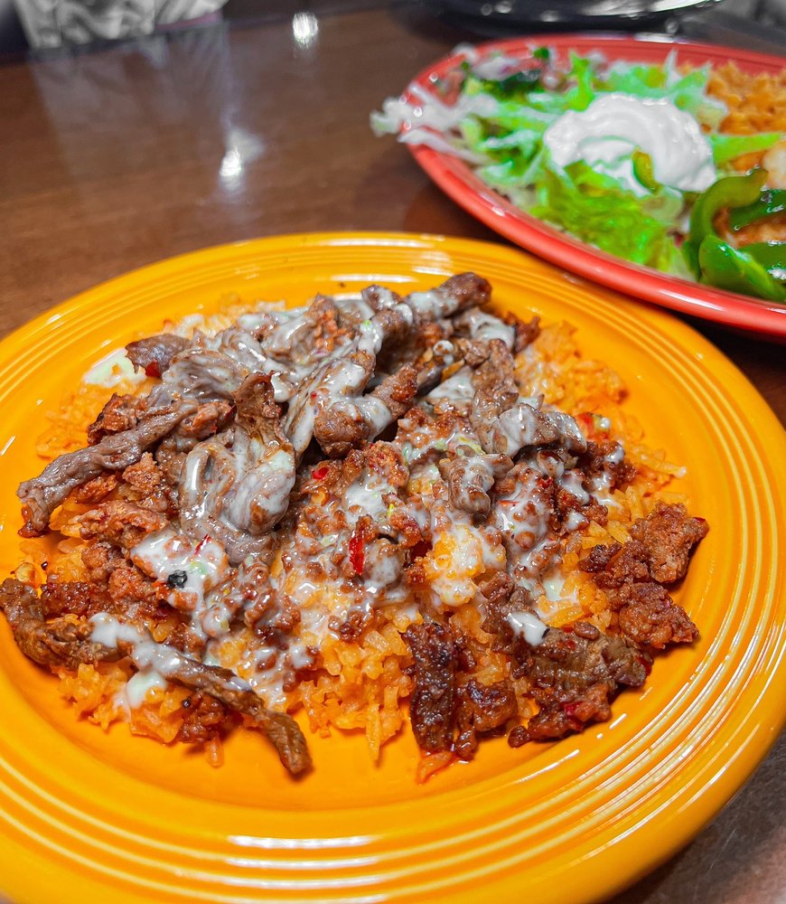 Los Muelles Mexican Seafood & Grill