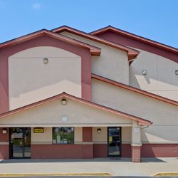 Super 8 By Wyndham Waynesburg Hotels 100 Stanley Dr Photo Of Super 8 By Wyndham Waynesburg Pa United States