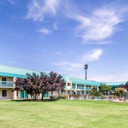 Quality Inn 44 Photos 40 Reviews Hotels 4600 E Pine St Photo Of Quality Inn Deming Nm United States
