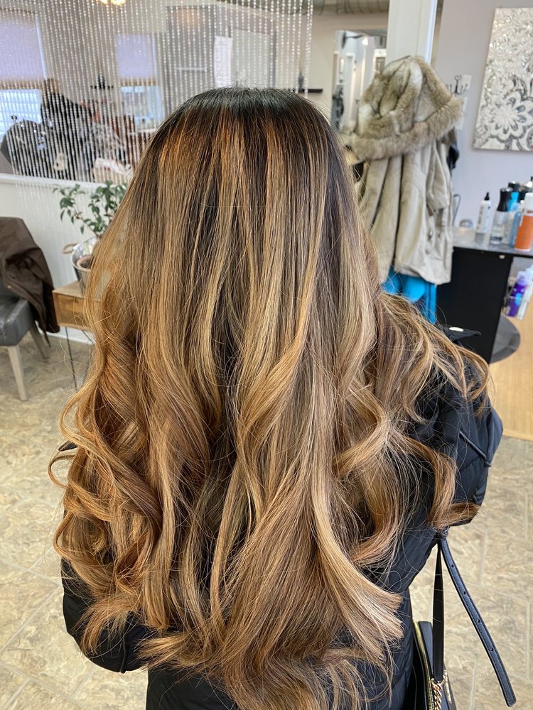 Davida's salon