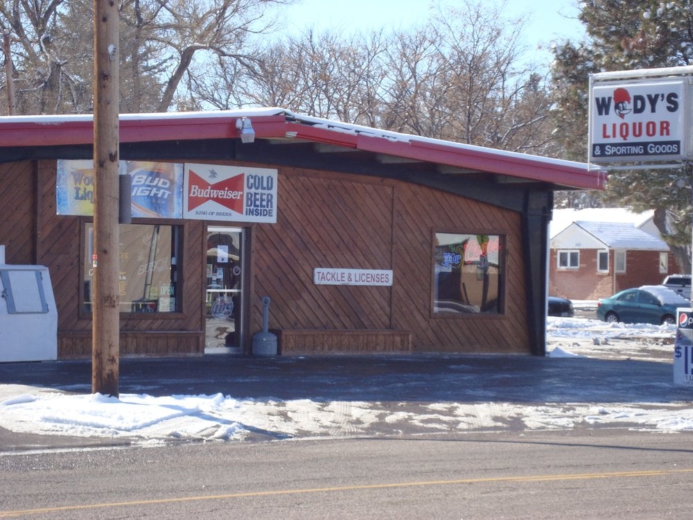 Woody's Liquor & Sporting Goods