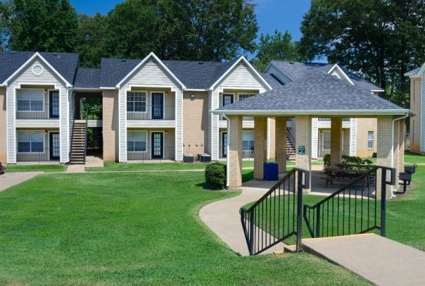 The Varsity Apartments Tyler Tx The Varsity Apartments Tyler Tx