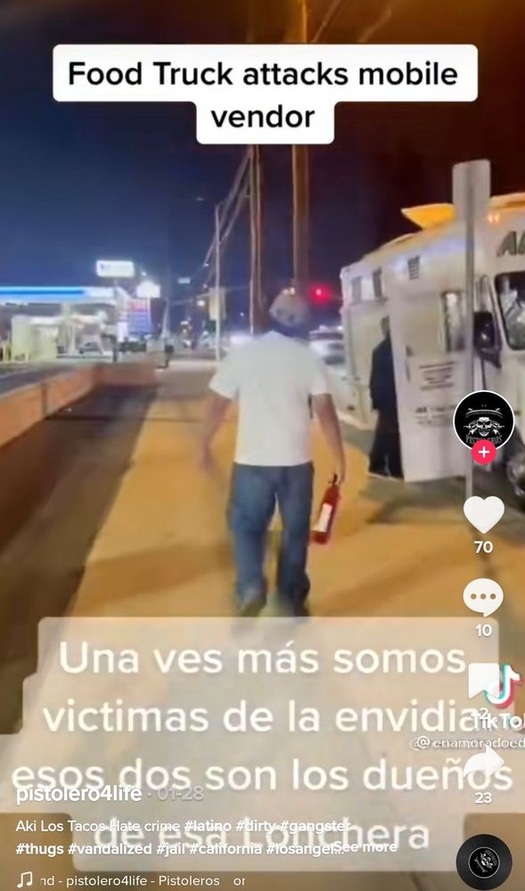 Aki-Los Tacos Truck